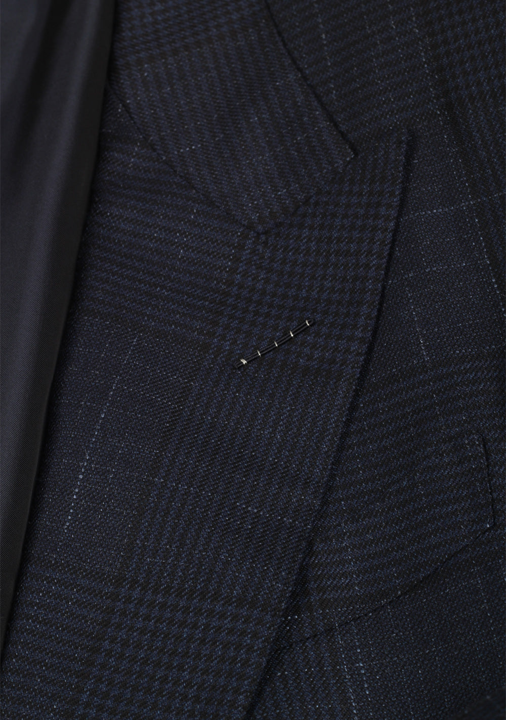 TOM FORD Shelton Blue Checked Suit Size 52 / 42R U.S. In Wool Silk