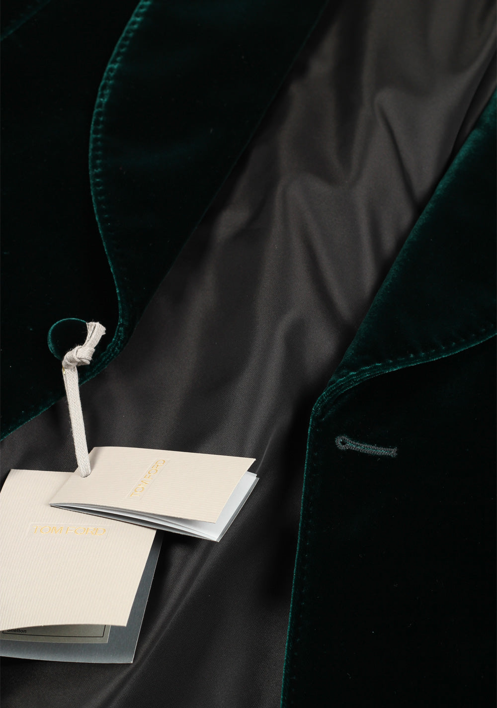 TOM FORD Shelton Velvet Shawl Collar Dinner Jacket Size 50 / 40R U.S.