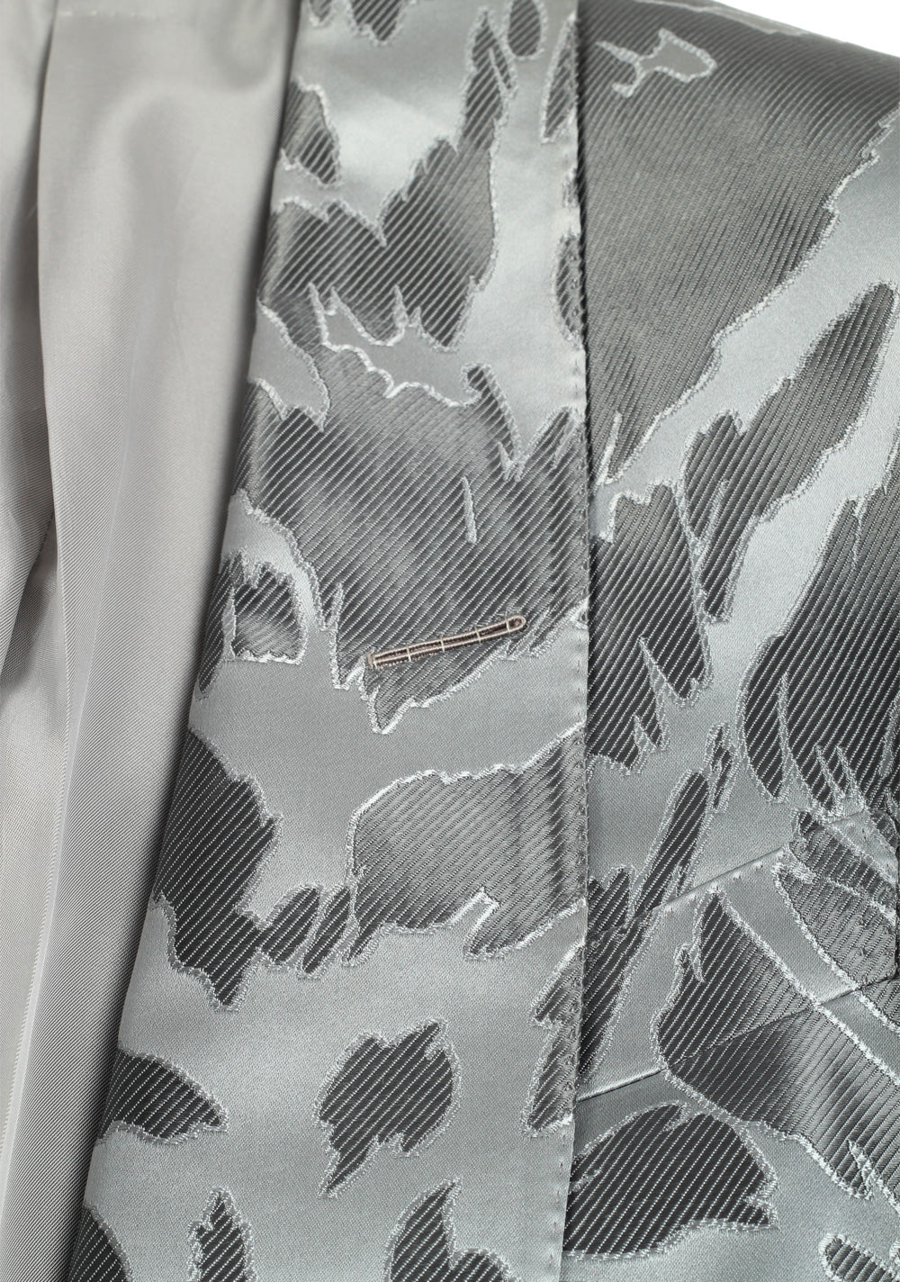 TOM FORD Atticus Gray Tuxedo Dinner Jacket Size 46 / 36R U.S.