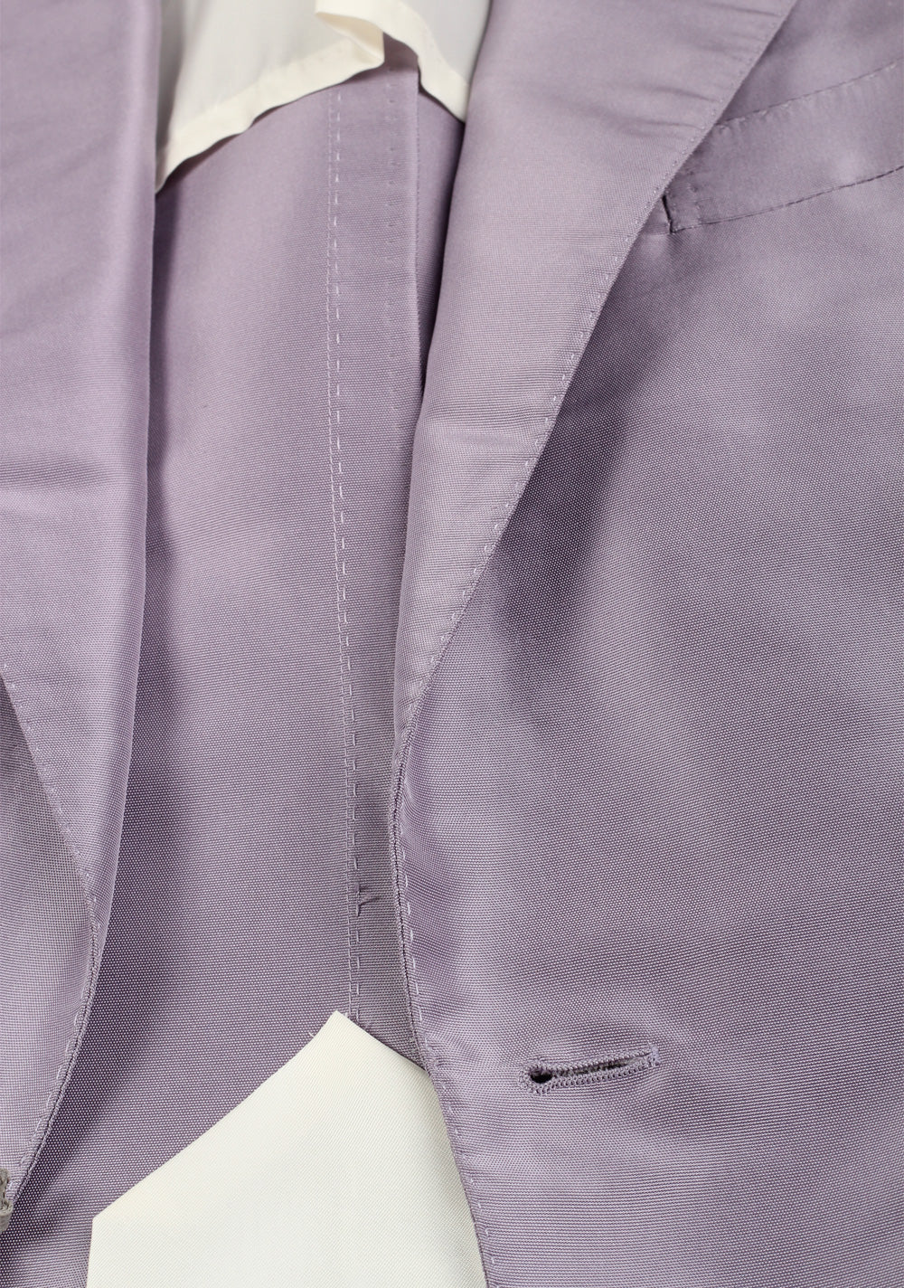 TOM FORD Atticus Lilac Silk Suit Size 46 / 36R U.S.