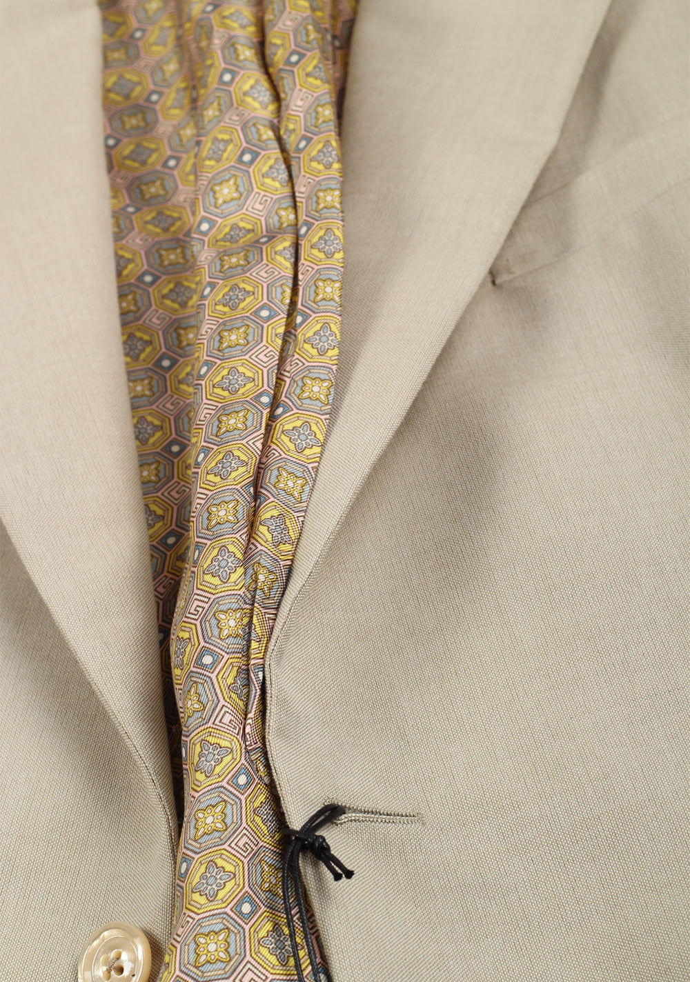 Gucci Beige Blazer Sport Coat Size 52 / 42R U.S.