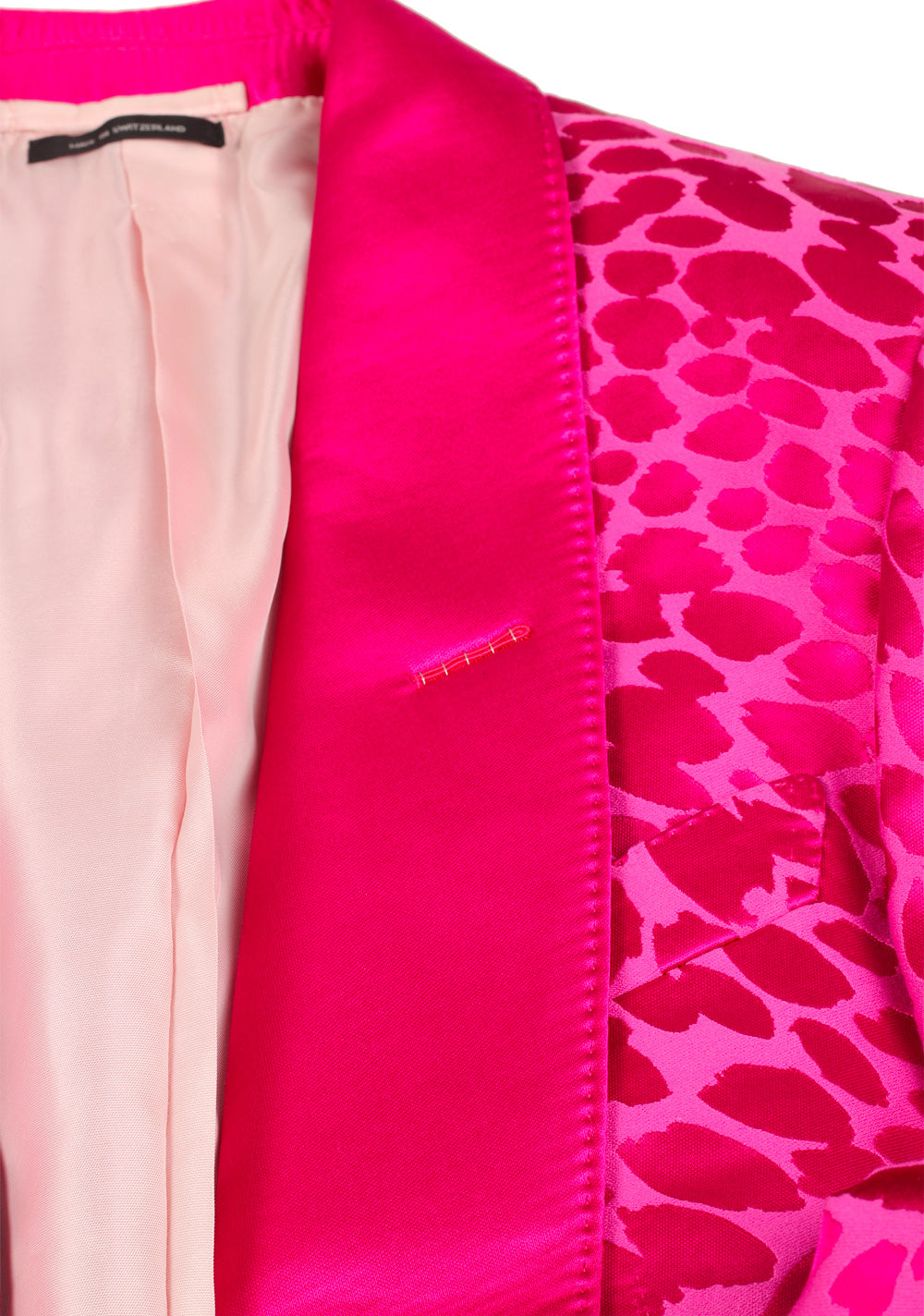 TOM FORD Atticus Pink Tuxedo Dinner Jacket Size 46 / 36R U.S.