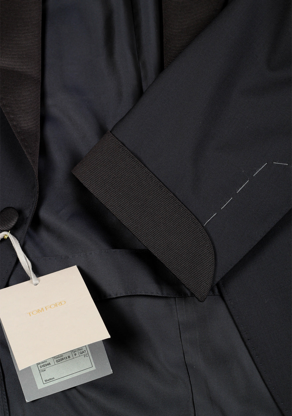 TOM FORD Shelton Midnight Blue Tuxedo Suit Size 56 / 46R U.S.