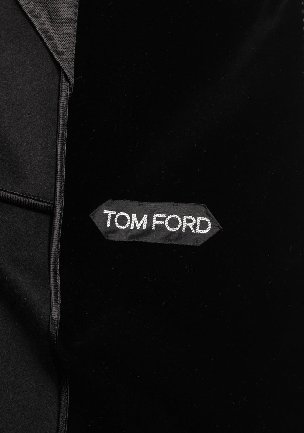 TOM FORD Black Cashmere Double Breasted Coat Size 52 / 42R U.S.