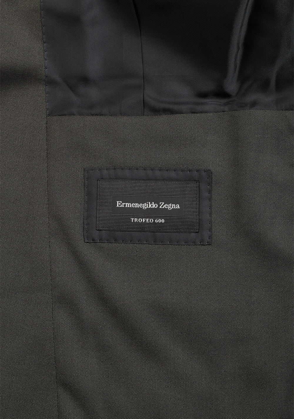 ZEGNA Torino Greenish Gray Trofeo 600 Suit Size 56 / 46R U.S.