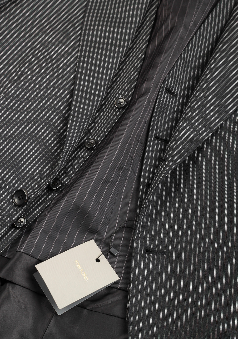 TOM FORD Regency Striped Gray 3 Piece Suit Size 48 / 38R U.S. Wool Fit B