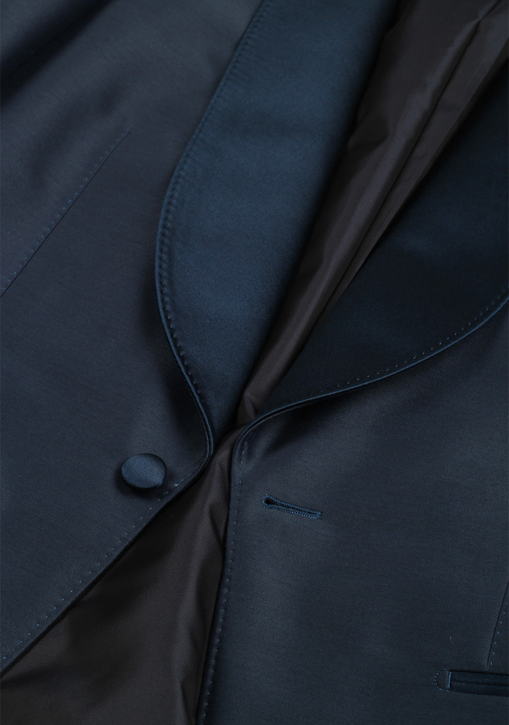 TOM FORD Atticus Blue Shawl Tuxedo Suit Size 46 / 36R U.S.