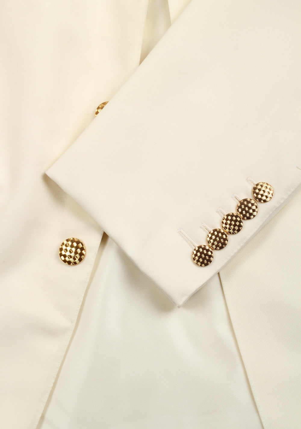 TOM FORD Fit G Ivory Tuxedo Dinner Jacket Size 48 / 38R U.S.