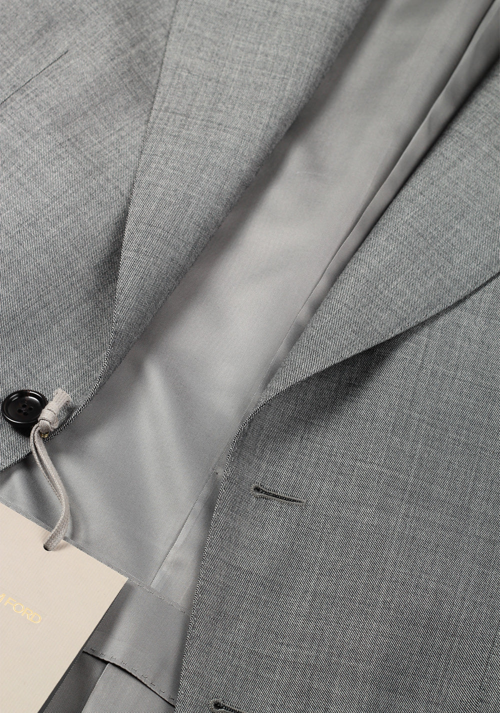 TOM FORD Shelton Solid Gray Sharkskin Suit Size 48 / 38R U.S. In Wool