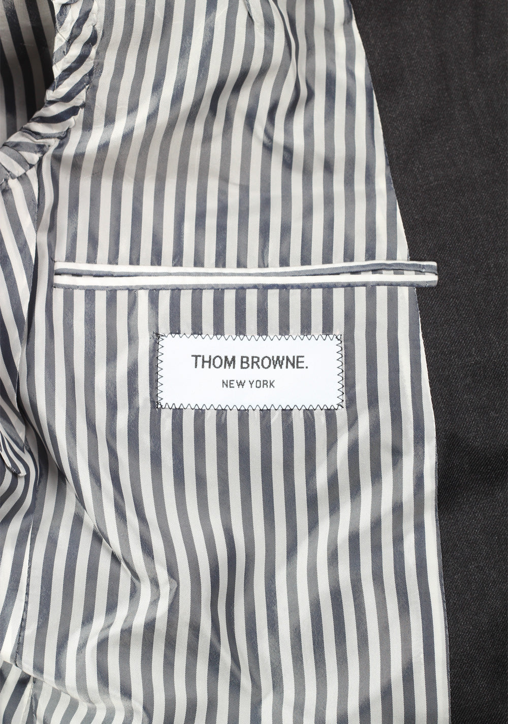 Thom Browne NEW YORK Classic Gray Suit Size 48 / 38R U.S.