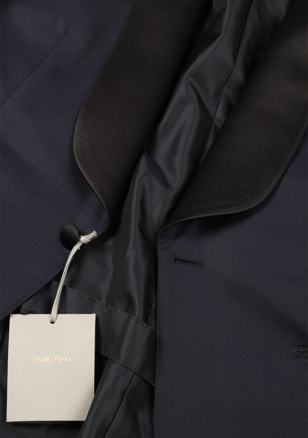 TOM FORD O'Connor Blue Shawl Collar Tuxedo Suit Size 50 / 40R U.S. Fit Y