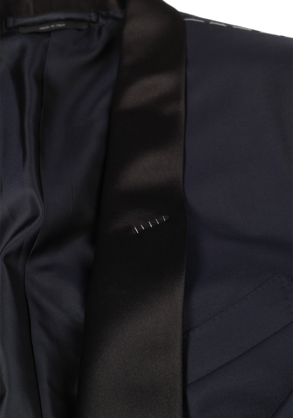 TOM FORD O'Connor Blue Shawl Collar Tuxedo Suit Size 50 / 40R U.S. Fit Y