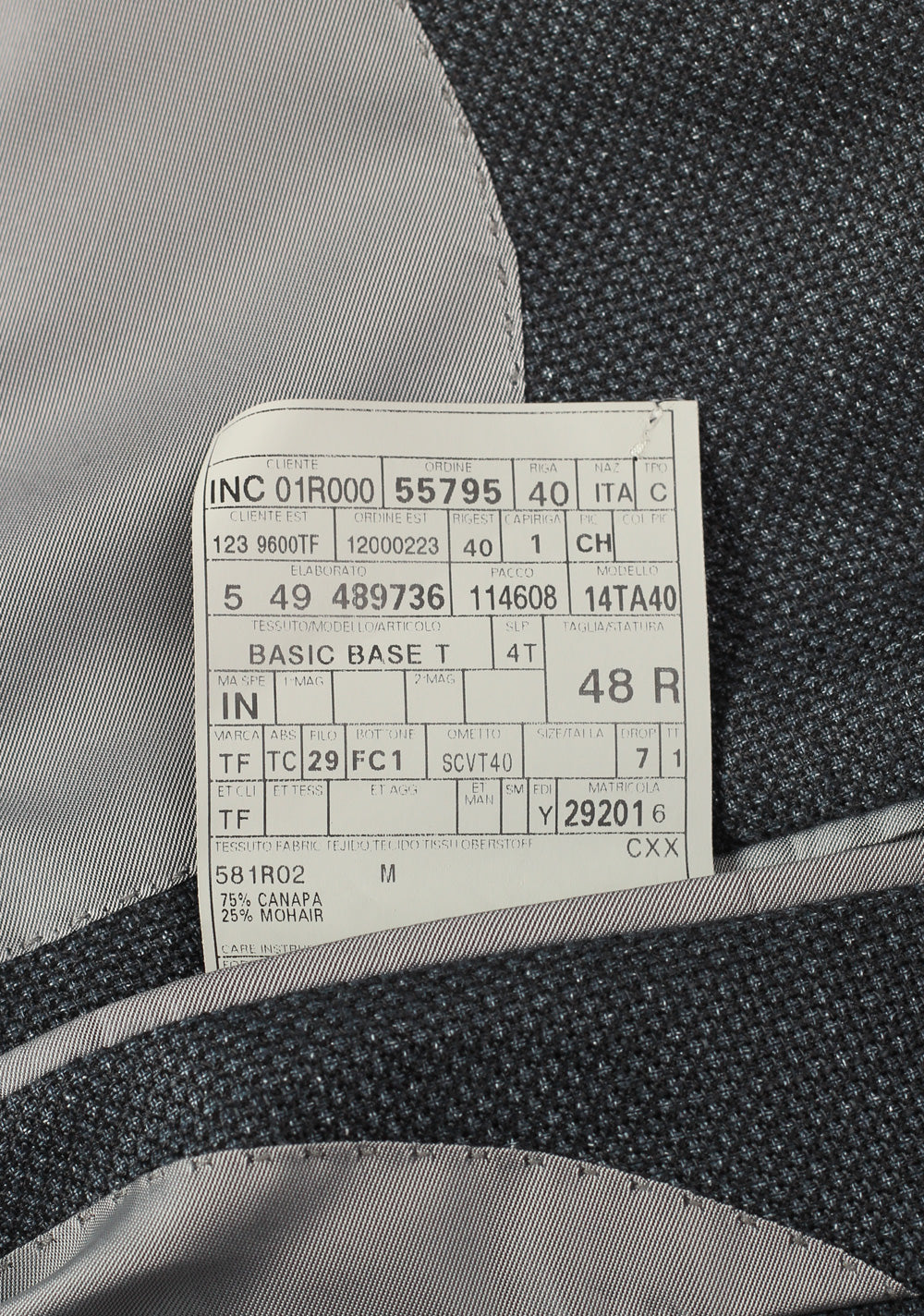 TOM FORD Wetherby Gray Suit Size 48 / 38R U.S. Base T