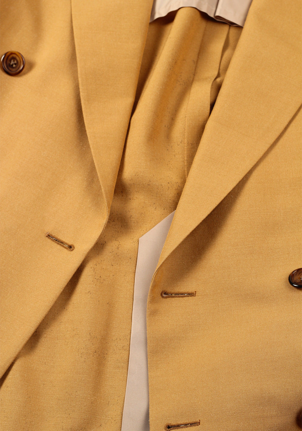 TOM FORD Shelton Beige Silk Double breasted Sport Coat Size 46 / 36R U.S.