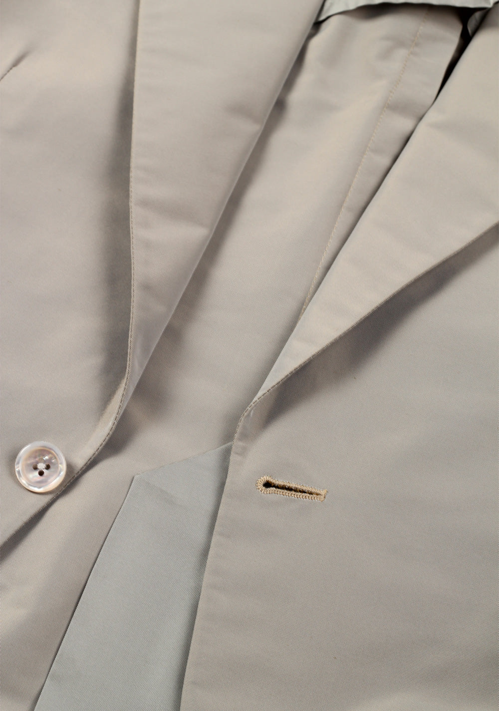 TOM FORD New Spencer Solid Gray Suit Size 46 / 36R U.S.