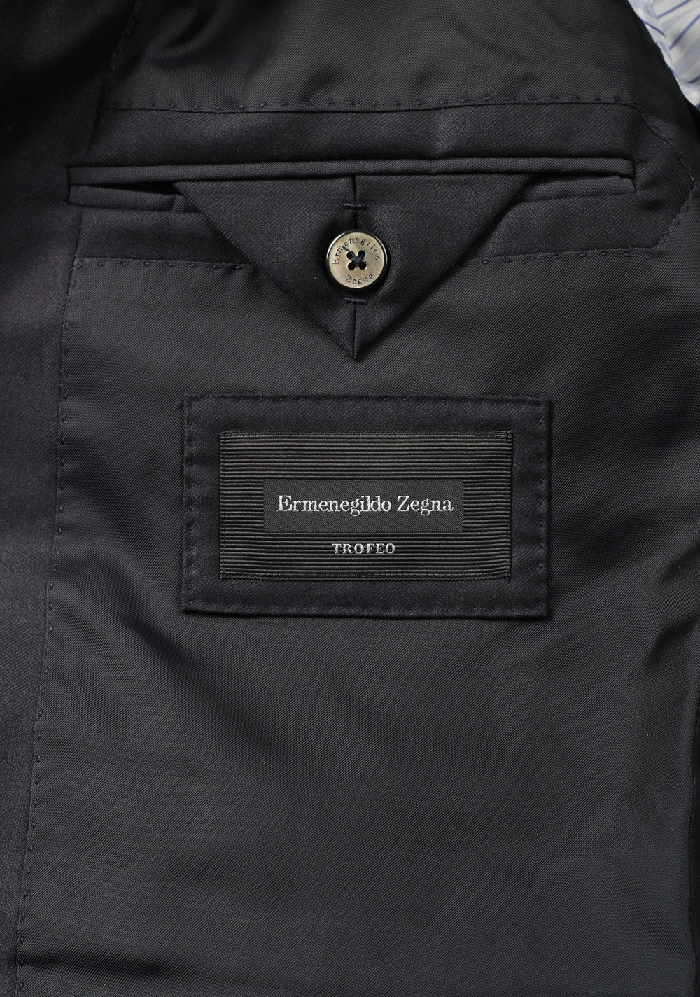 ZEGNA Milano Black Trofeo Suit Size 48 / 38R U.S.