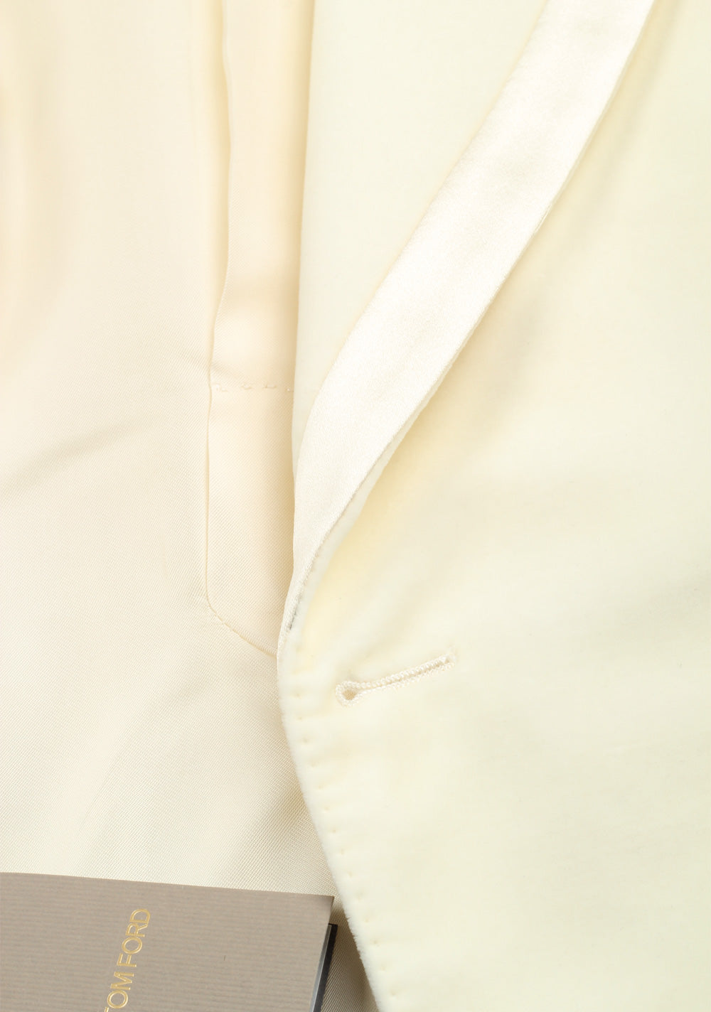TOM FORD Basic Double Ivory Tuxedo Cocktail Dinner Jacket Size 52 / 42R U.S. Fit A