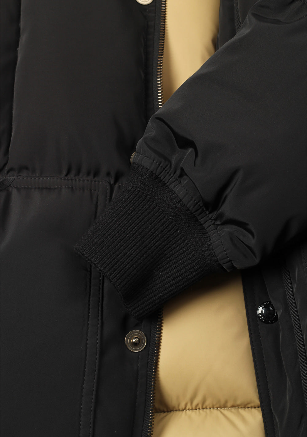 TOM FORD Black Padded Jacket Coat Size 48 / 38R U.S. Outerwear