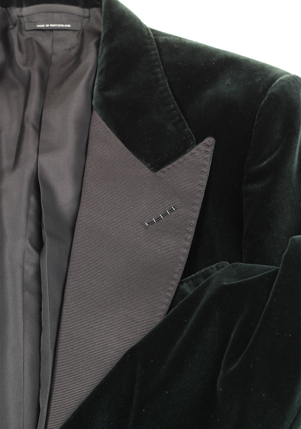 TOM FORD Shelton Green Tuxedo Dinner Jacket Size 48 / 38R U.S.