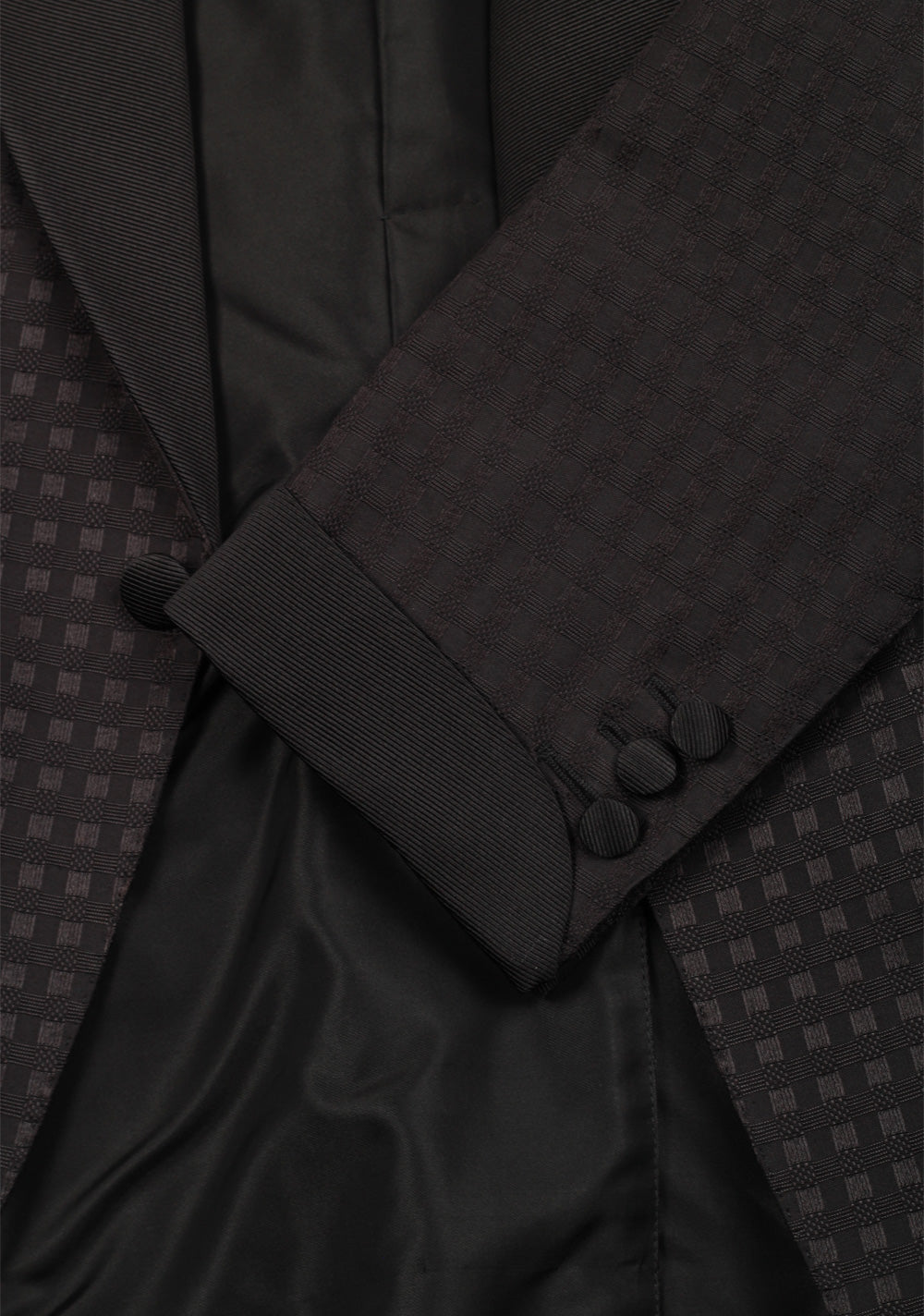TOM FORD Shelton Black Tuxedo Dinner Jacket Size 48 / 38R U.S.