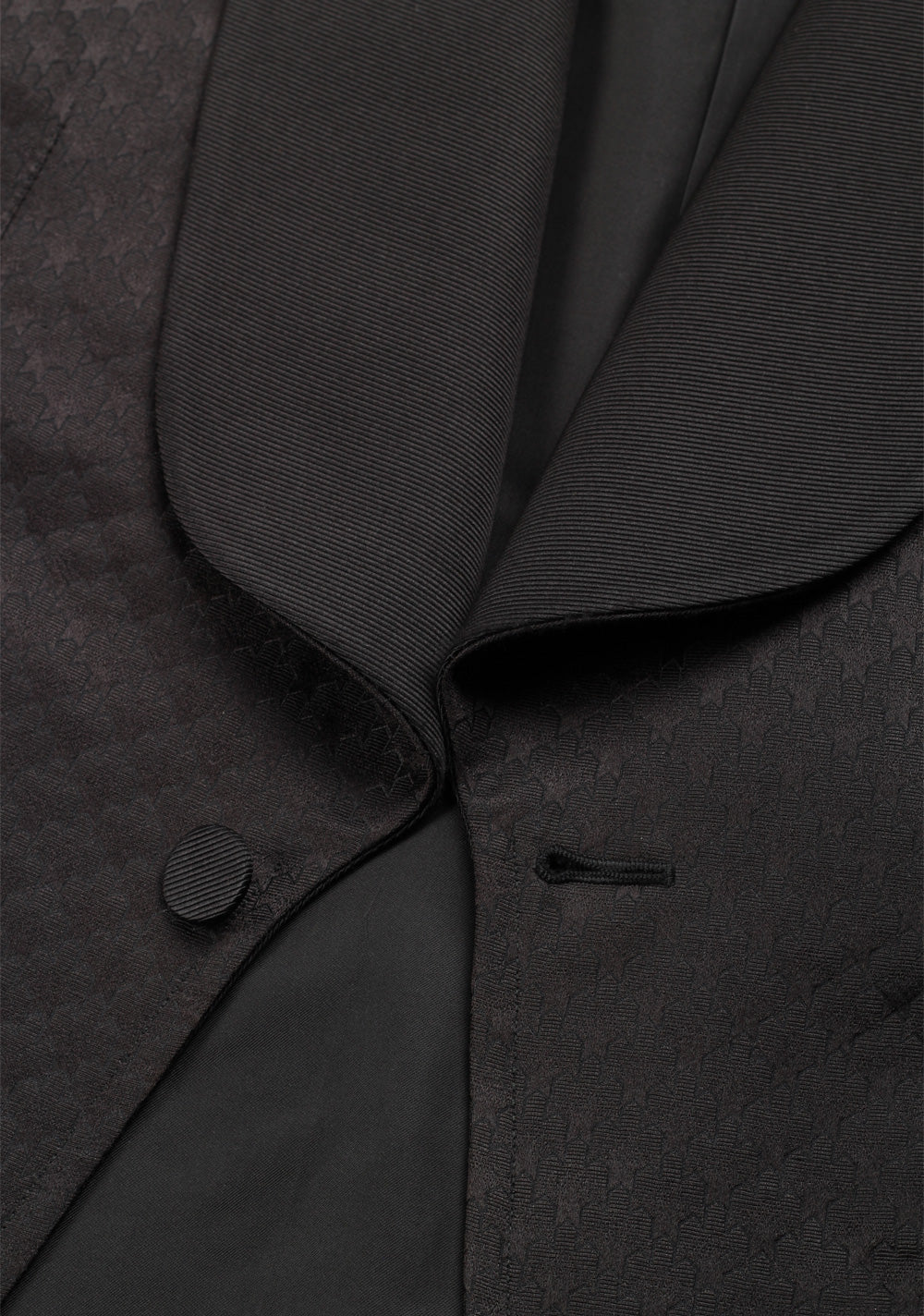 TOM FORD Wetherby Black Tuxedo Dinner Jacket Size 48 / 38R U.S.
