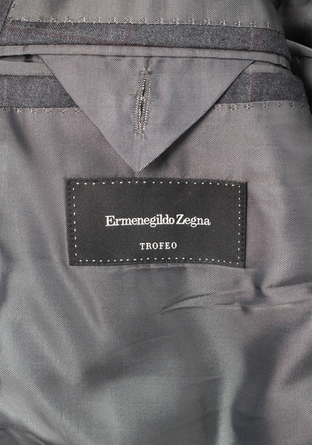 ZEGNA Double Breasted Gray Checked Suit in Wool Size 52 / 42R U.S.