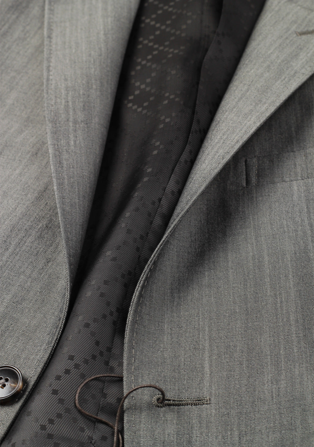 Gucci Gray Suit Size 46 / 36R U.S. Wool Mohair