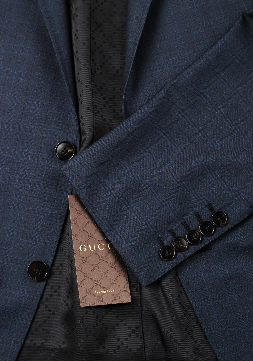 Gucci Navy Suit Size 54 / 44R U.S. Wool Silk