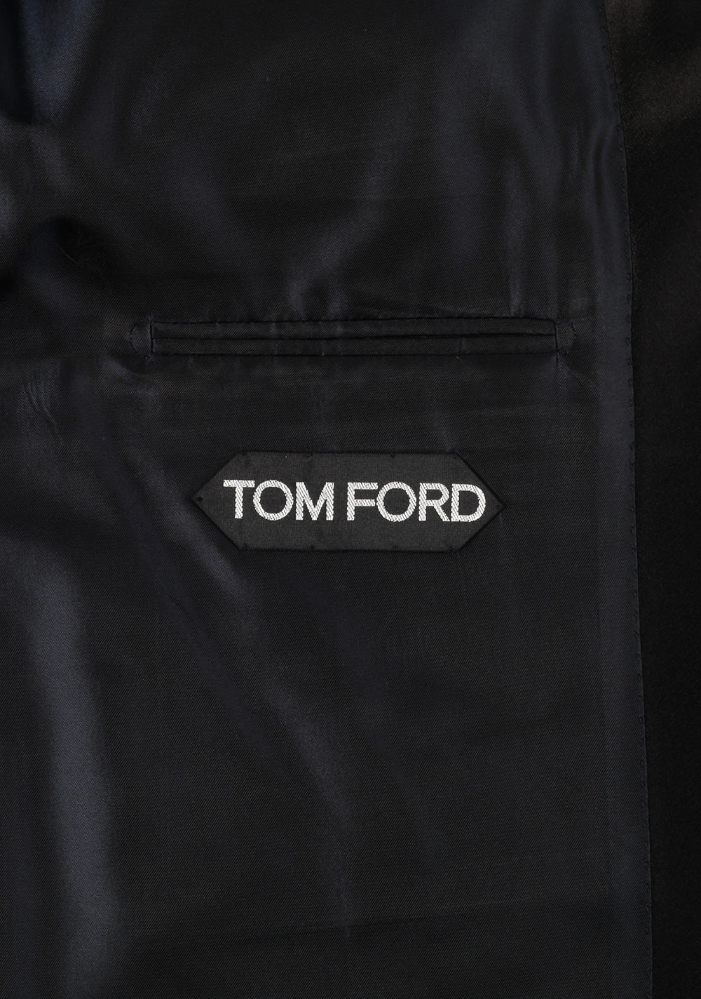 TOM FORD Black Tuxedo Suit Size 56 / 46R U.S. Shawl Collar Fit Y