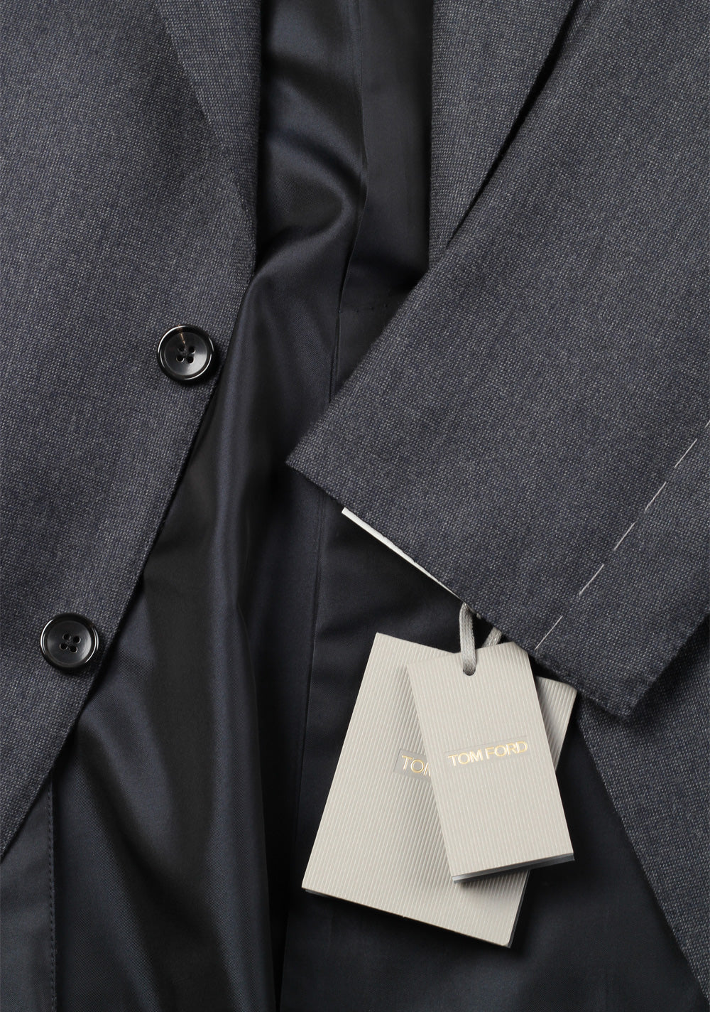 TOM FORD Windsor Grayish Blue Suit Size 48 / 38R U.S. Wool Silk Fit A