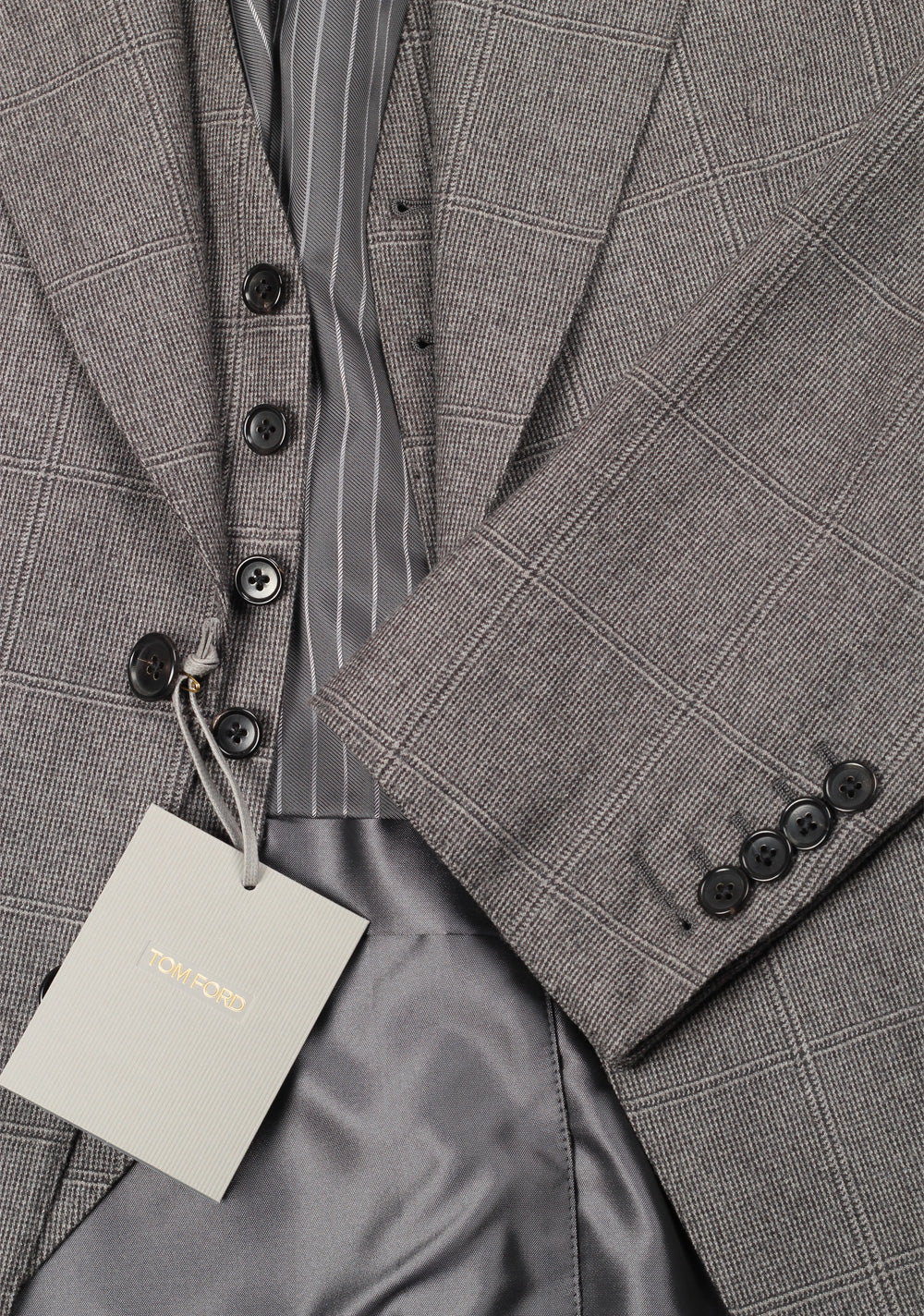 TOM FORD Shelton Gray Checked 3 Piece Suit Size 46 / 36R U.S. Wool