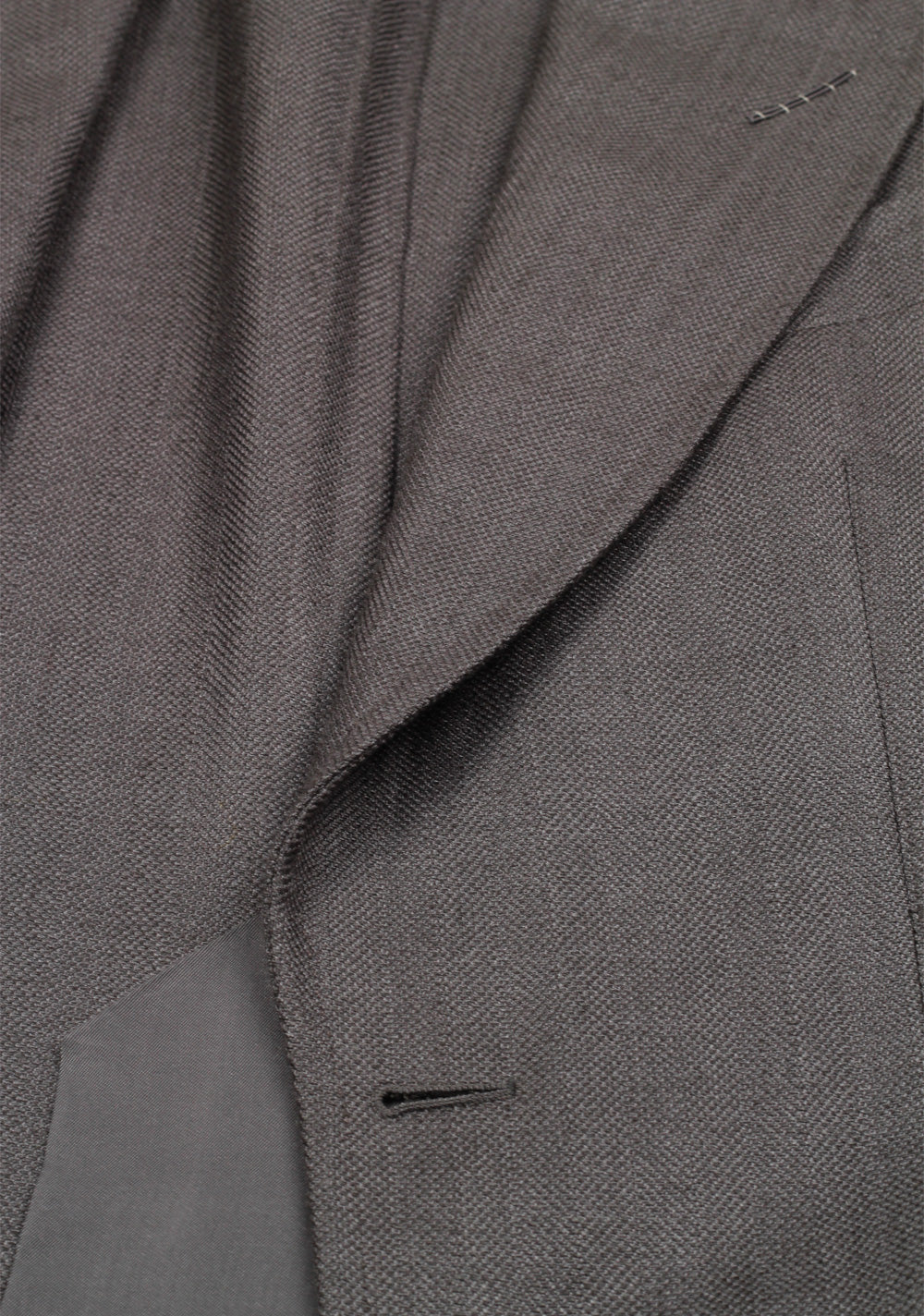 TOM FORD Shelton Gray Suit Size 46 / 36R U.S. In Silk Mohair