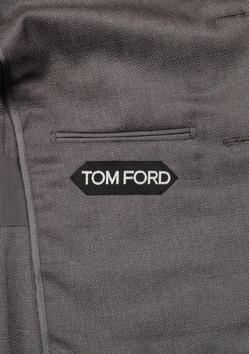 TOM FORD Shelton Gray Suit Size 46 / 36R U.S. In Silk Mohair