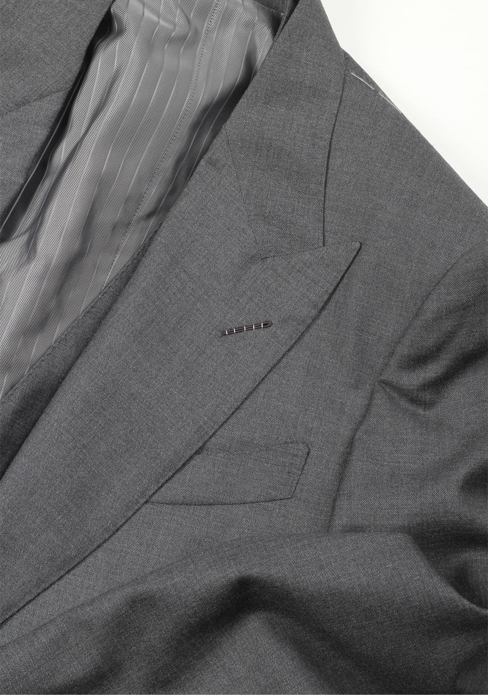 TOM FORD Windsor Gray 3 Piece Suit Size 60 / 50R U.S. Wool Fit A