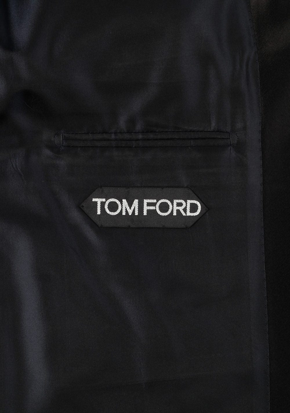 TOM FORD O'Connor Black Shawl Collar Tuxedo Suit Size 56 / 46R U.S. Fit Y