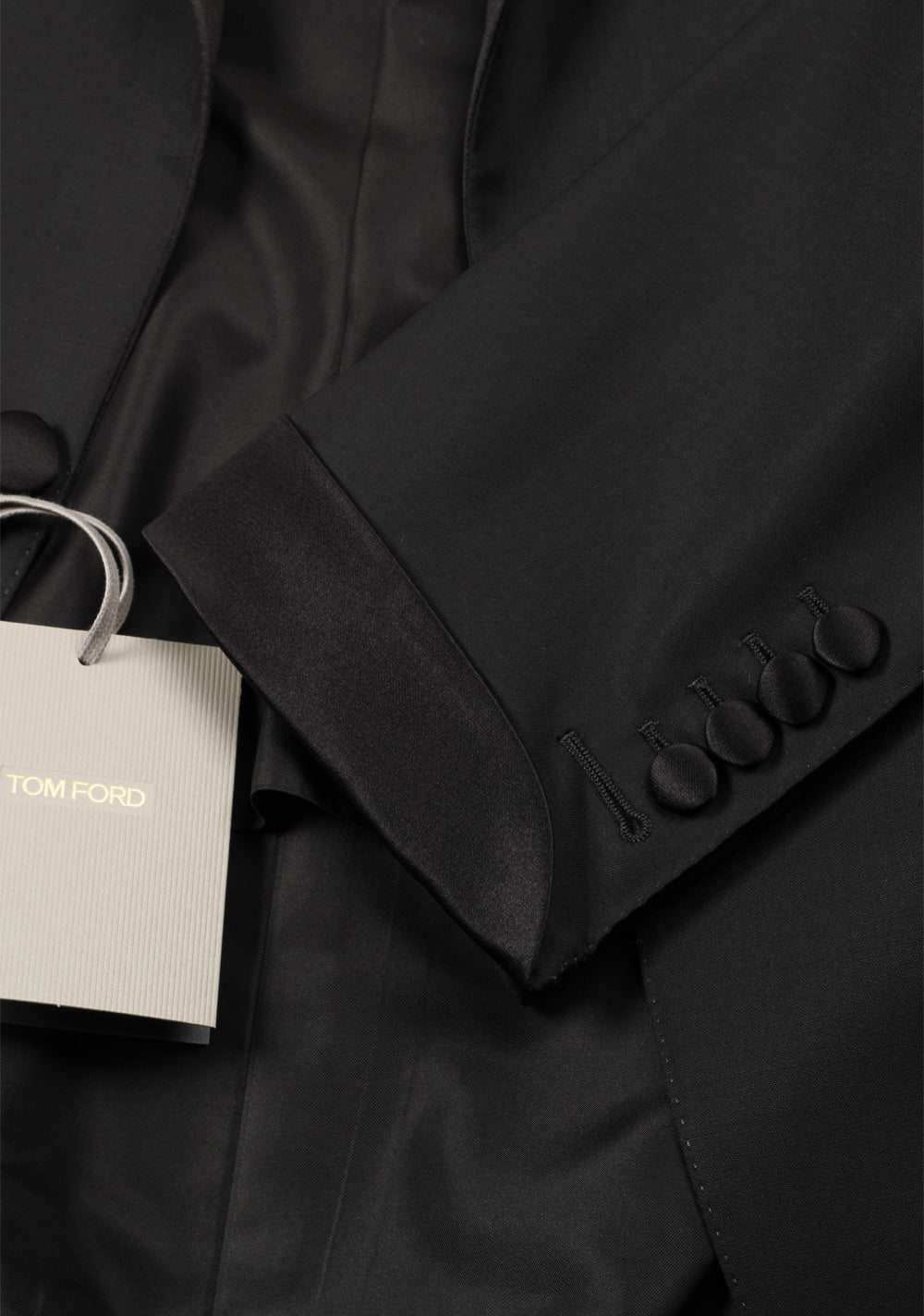TOM FORD O'Connor Black Tuxedo Suit Smoking Size 48 / 38R U.S. Fit Y