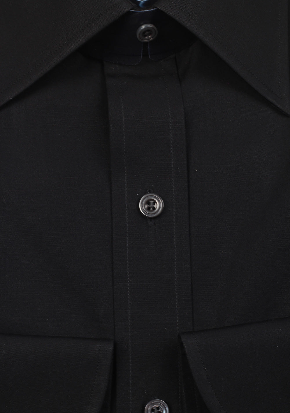 TOM FORD Solid Black Dress Shirt Size 44 / 17,5 U.S.