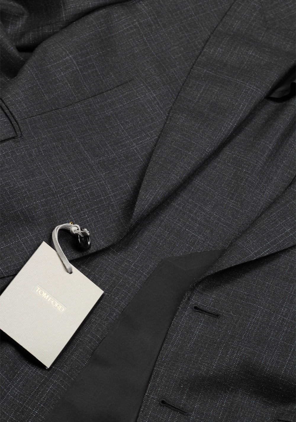 TOM FORD Shelton Checked Gray Suit Size 48 / 38R U.S. In Wool Silk