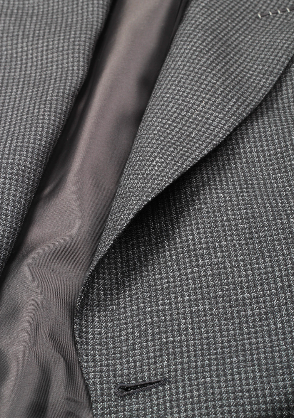 TOM FORD Shelton Gray Suit Size 48 / 38R U.S. In Mohair Wool
