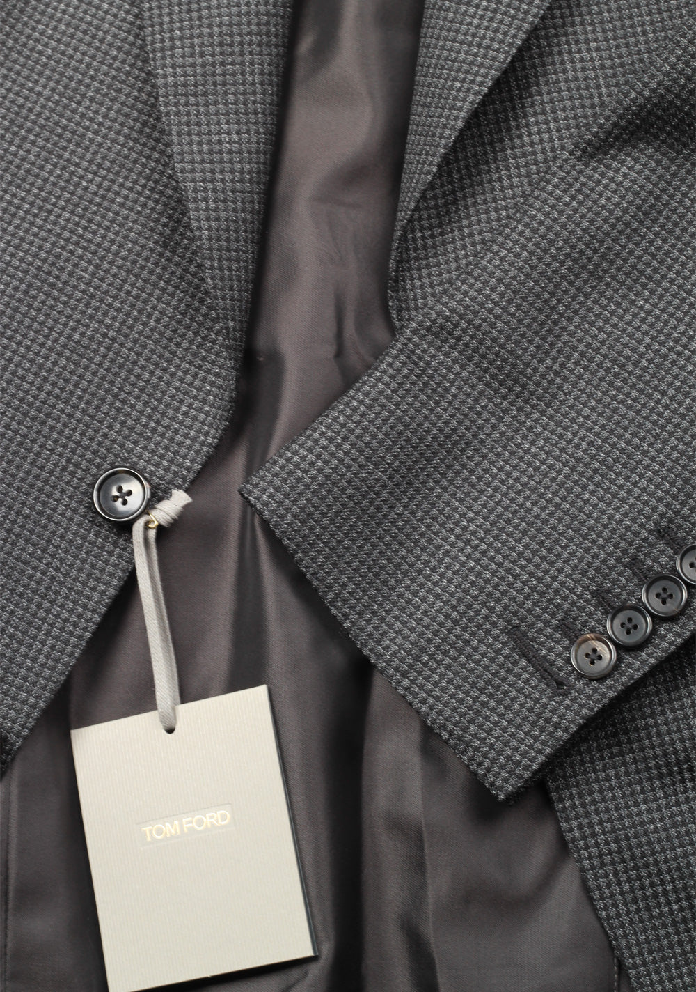 TOM FORD Shelton Gray Suit Size 48 / 38R U.S. In Mohair Wool