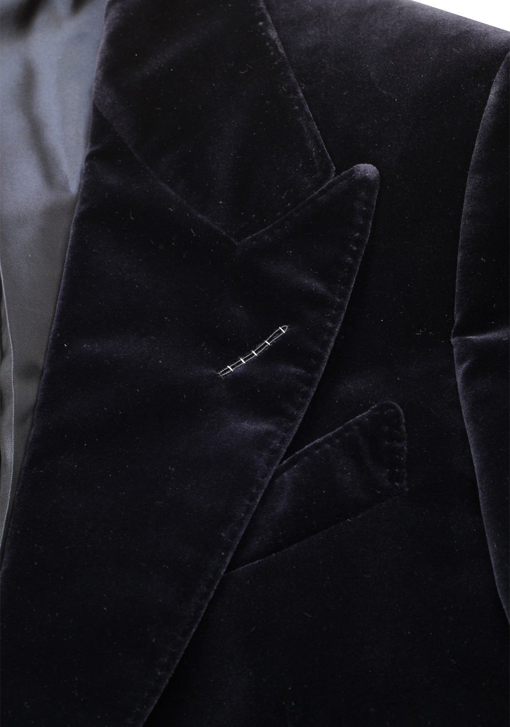 TOM FORD Shelton Black Velvet Sport Coat Tuxedo Dinner Jacket Size 48 / 38R U.S.
