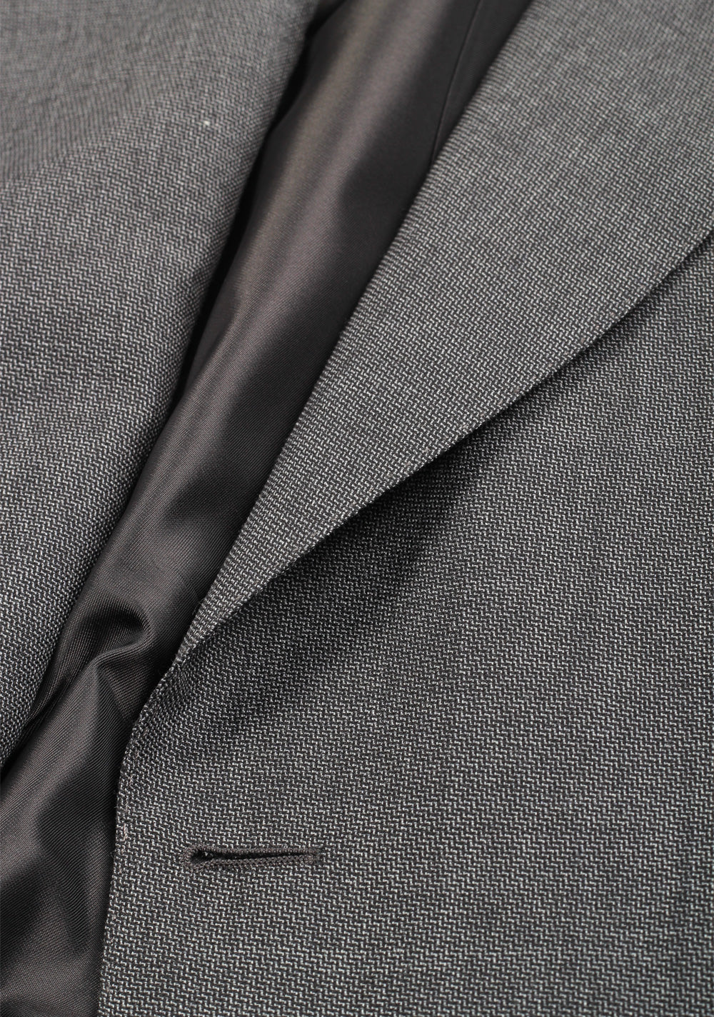 TOM FORD Shelton Gray Suit Size 48 / 38R U.S. In Wool Mohair