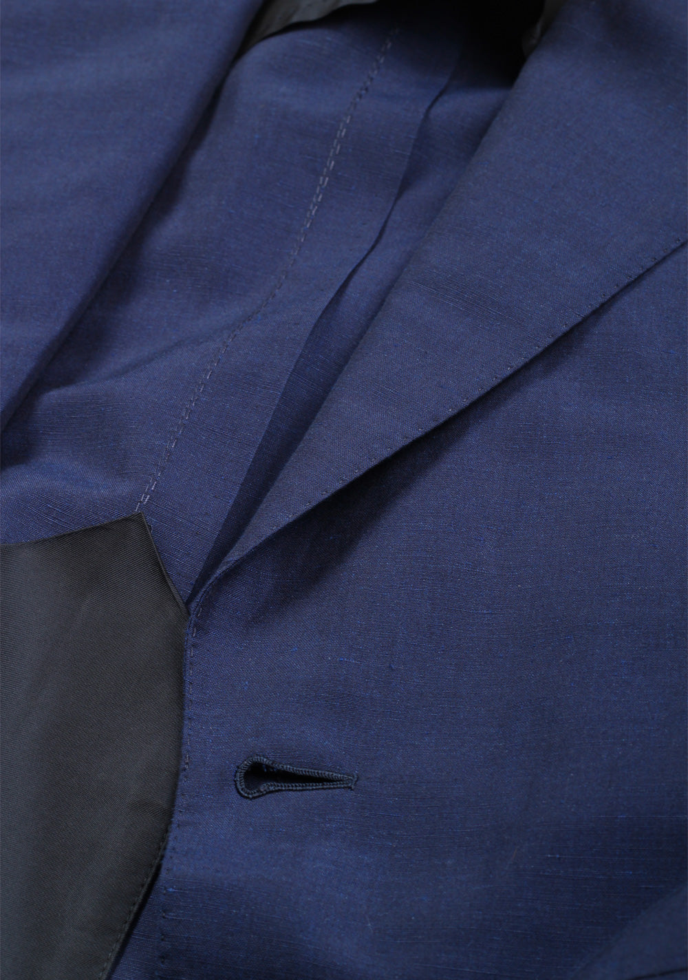 TOM FORD Shelton Blue Suit Size 48 / 38R U.S. In Linen Silk