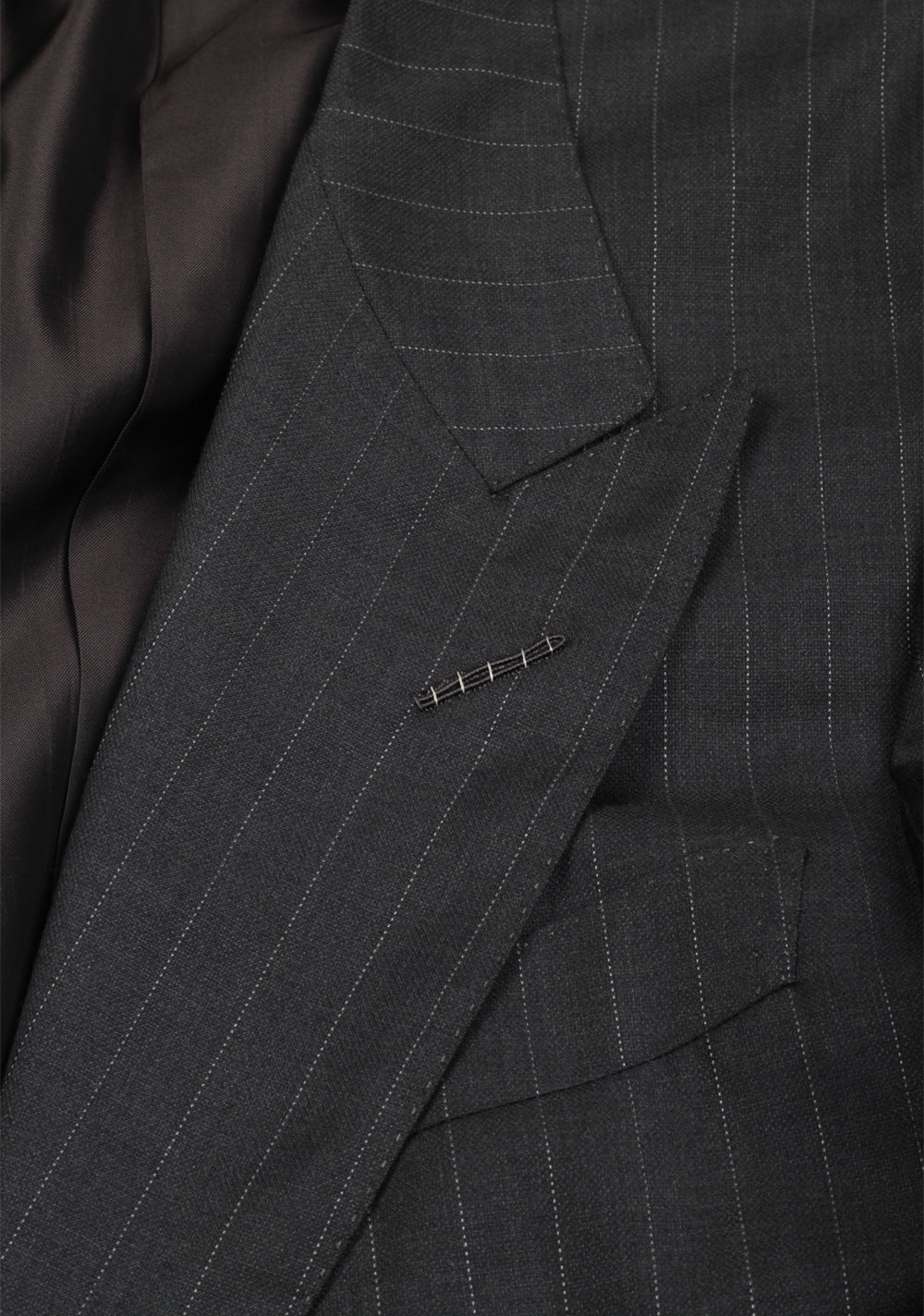 TOM FORD Shelton Striped Gray Suit Size 48 / 38R U.S. In Wool Silk