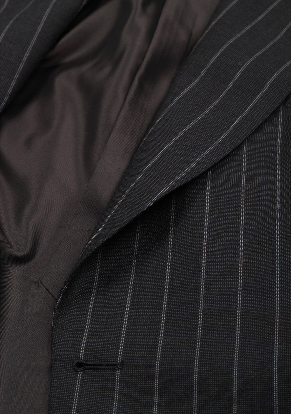 TOM FORD Shelton Striped Gray Suit Size 48 / 38R U.S. In Wool