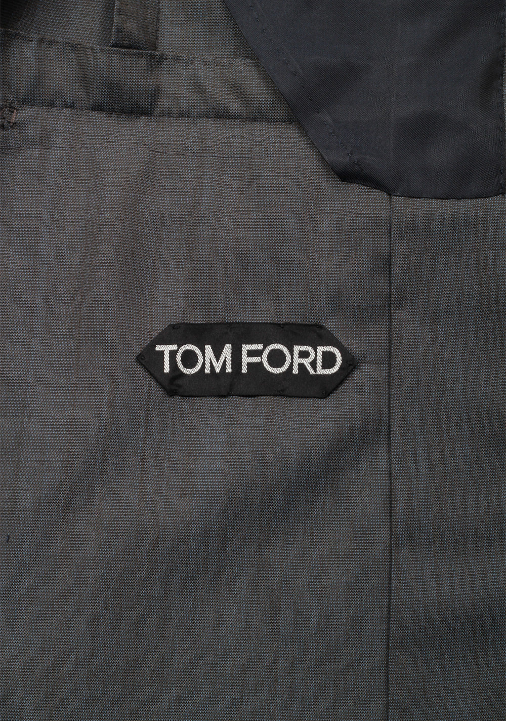 TOM FORD Shelton Gray Suit Size 48 / 38R U.S. In Wool Silk