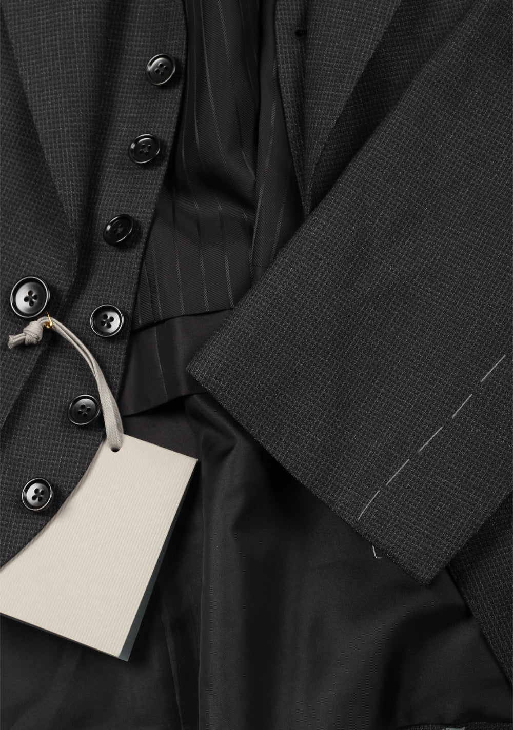 TOM FORD Shelton Gray 3 Piece Suit Size 46C / 36S U.S. Wool