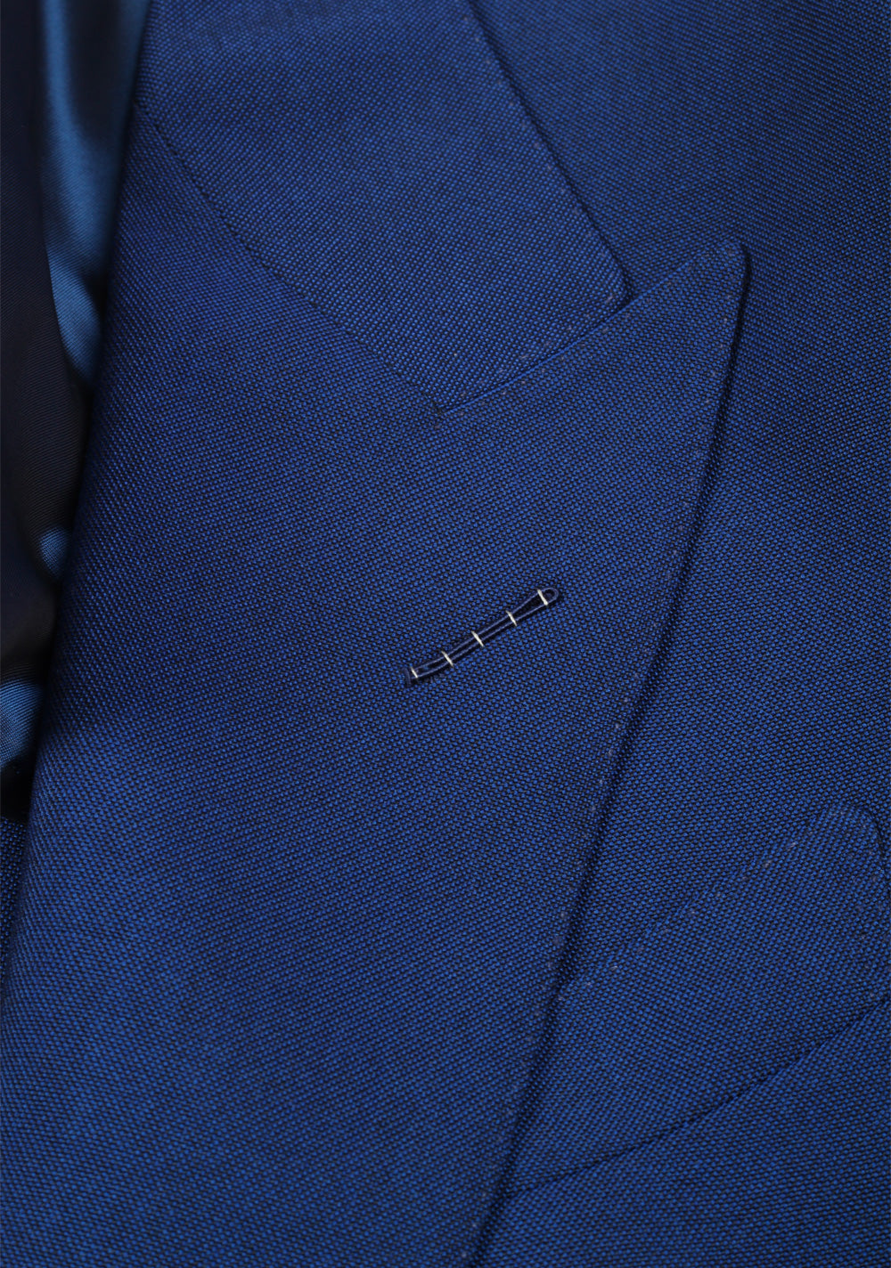 TOM FORD Shelton Blue Suit Size 50 / 40R U.S. In Mohair