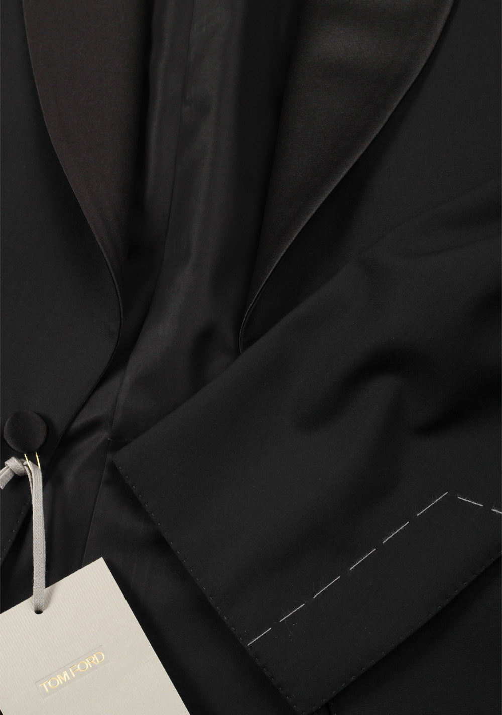 TOM FORD Windsor Black Tuxedo Smoking Suit Size 46 / 36R U.S. Fit A