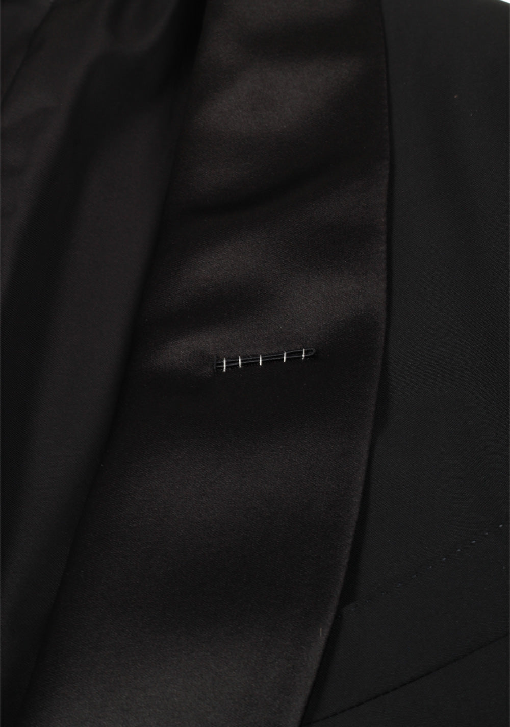 TOM FORD Windsor Black Tuxedo Smoking Suit Size 50 / 40R U.S. Fit A